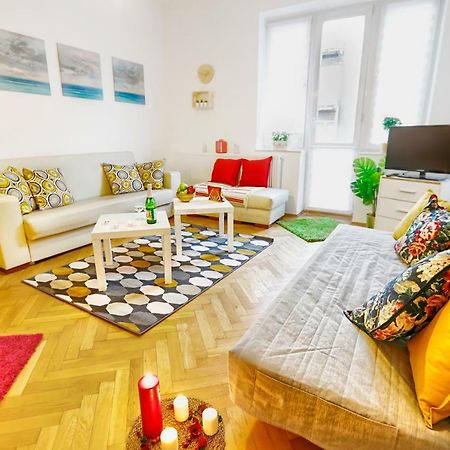 Big&Bright- Golden Apartments- Old Town Cracovie Extérieur photo