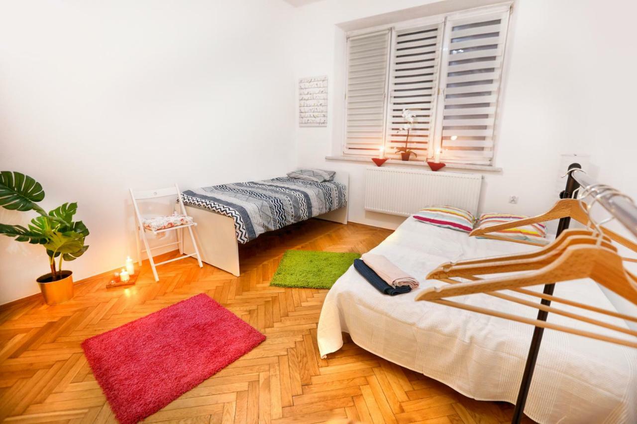Big&Bright- Golden Apartments- Old Town Cracovie Extérieur photo