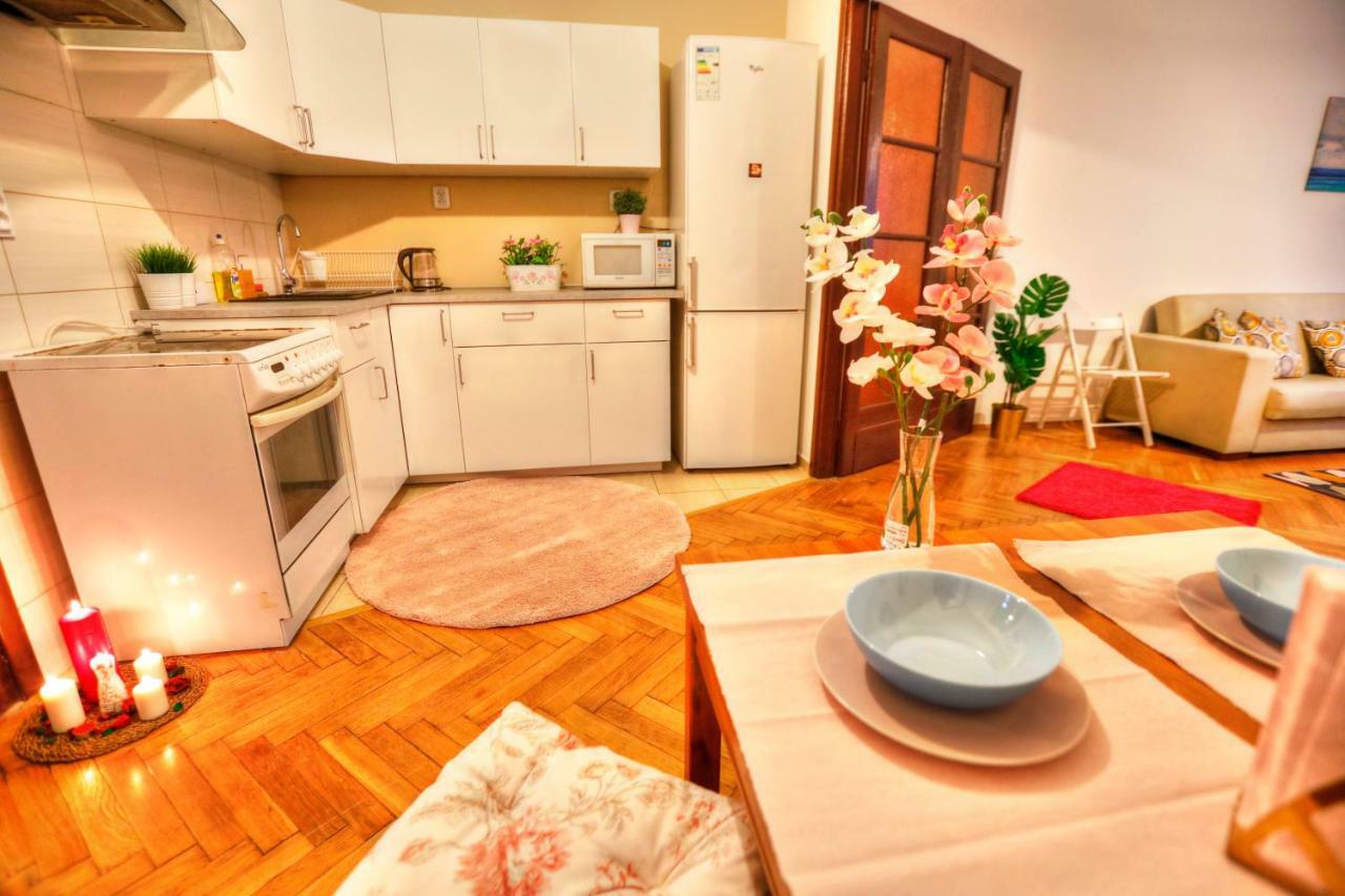 Big&Bright- Golden Apartments- Old Town Cracovie Extérieur photo